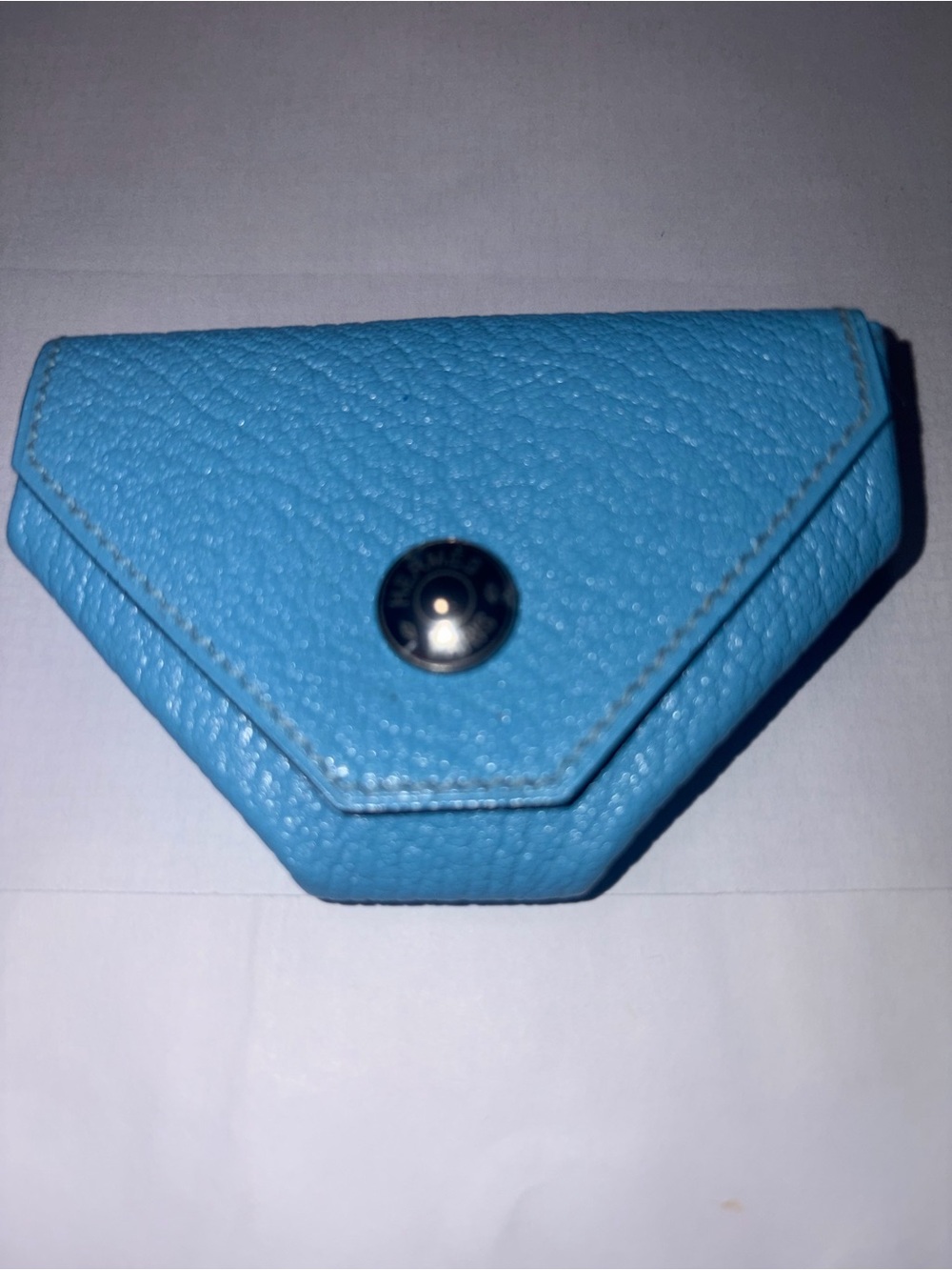 Hermes Light Blue Leather Coin Pouch with red interior- bicolor new with box - Picture 6 of 7
